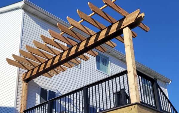 Deck Builder in St. Peters