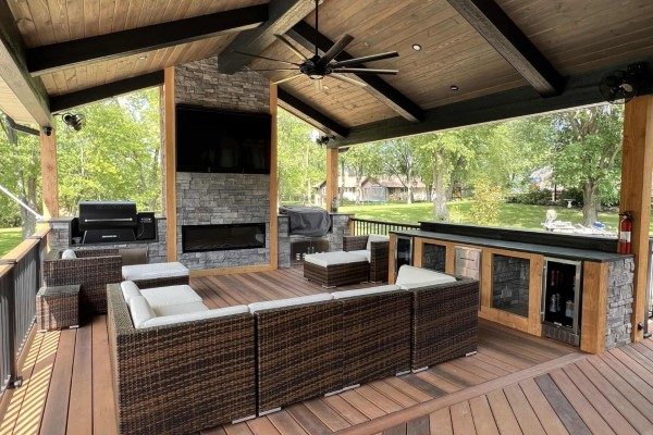 covered deck builder Wentzville MO